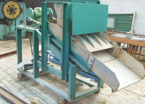 XTC-600型玻璃加料機